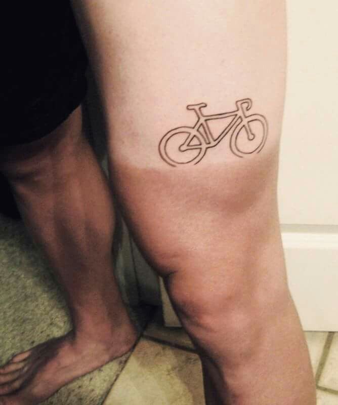 Great placement on the tan line.