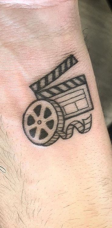 Pin by Elizabeth Garcia on tattoos | Movie tattoos, Tattoos for lovers,  Gaming tattoo
