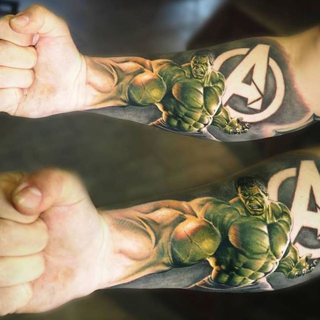 Awesome hulk avengers half sleeve Artist IG: @remi_frances__