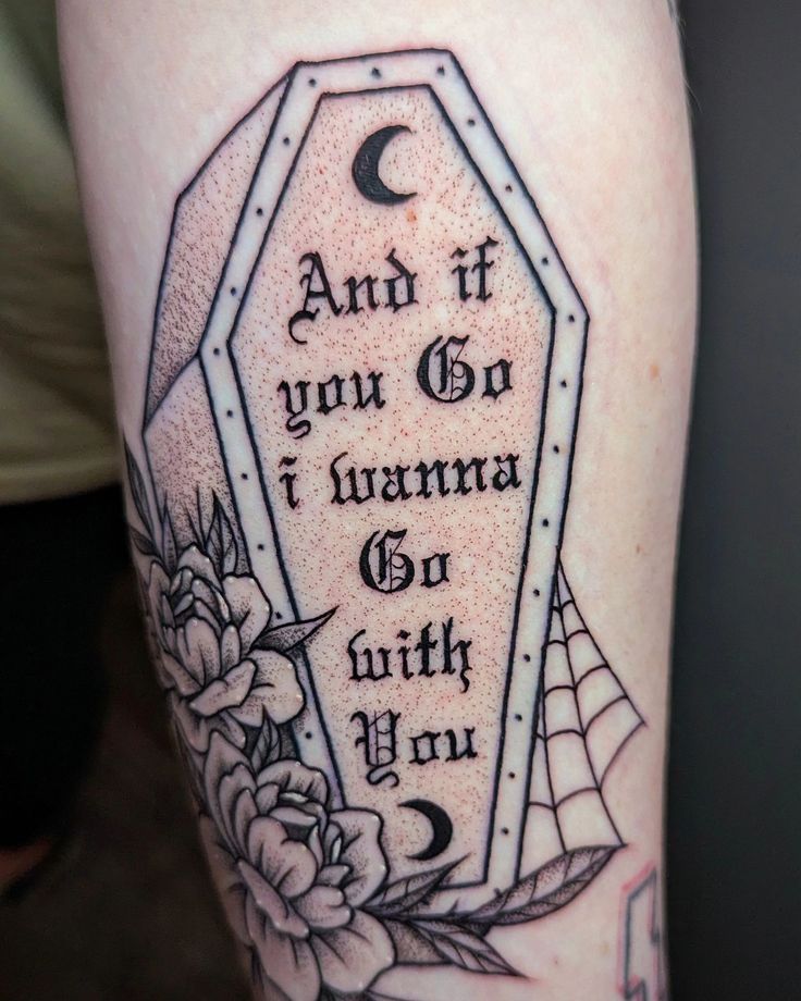 Lonely Day by System of a Down matching coffins 🖤✨ thank you guys!