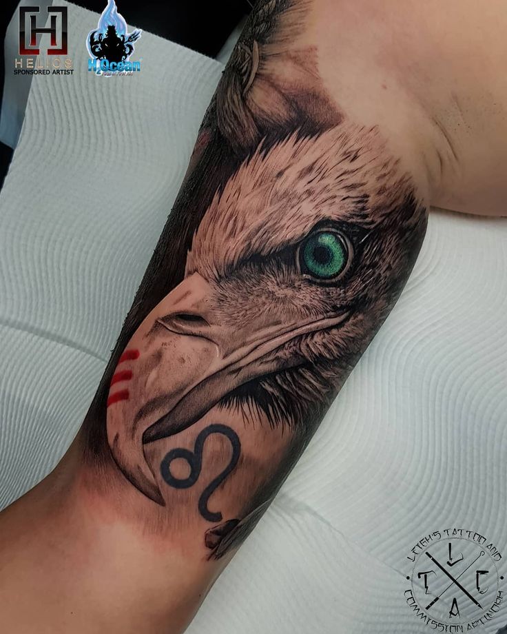 American bald eagle portrait (Symbol not by me) Insta: @leigh_tattoos Fb:  leighstca For all bookings an enquiries contact me directly at my Fb page:  leighstca @heliostattoo - 10% off discount code: Leigh10 @