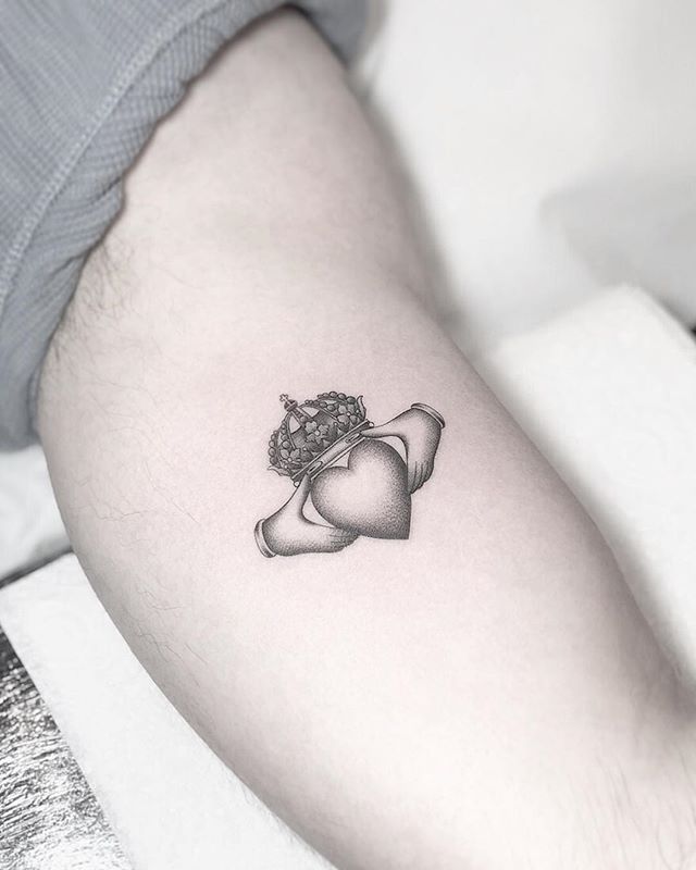 Discover 13 Claddagh Tattoo and Claddagh Ring Tattoo Ideas | simple claddagh  tattoo, irish tattoos, shamrock tattoos and more