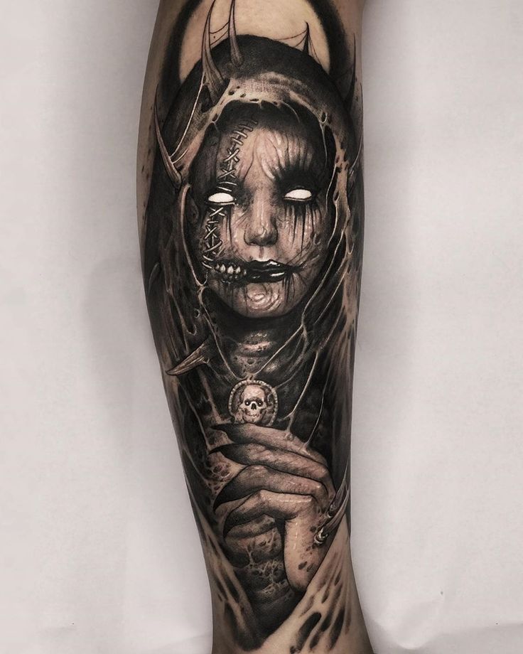 Pin by Siss on Black&White Tattoo | Cool arm tattoos, Scary tattoos, Skull sleeve tattoos