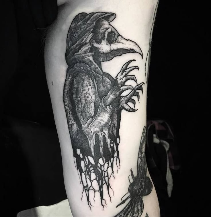 30 Blackwork Dark Tattoos Ideas - Blackwork Dark Tattoos by Merry Morgan |  TattooAdore
