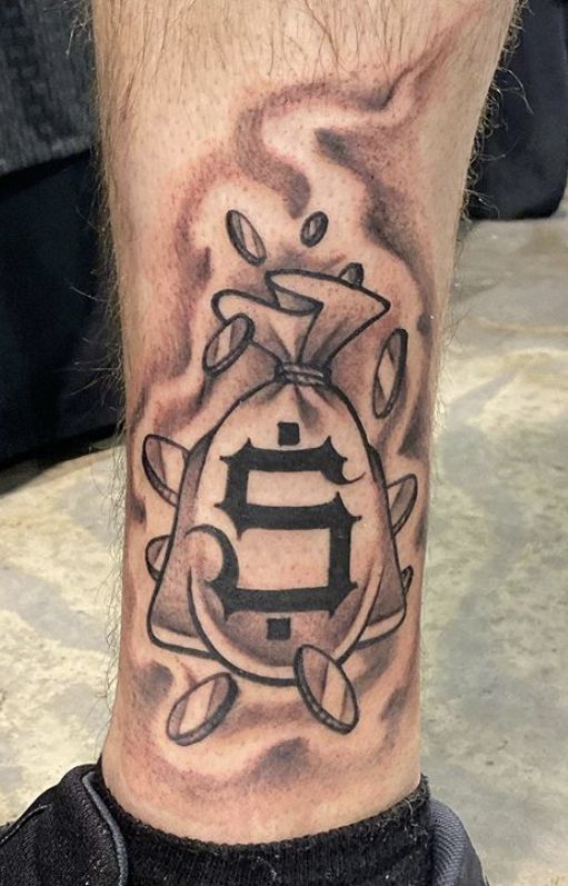 Pin by Pablo Maldonado on tattoo | Money bag tattoo, Money tattoo, Hand  tattoos for guys