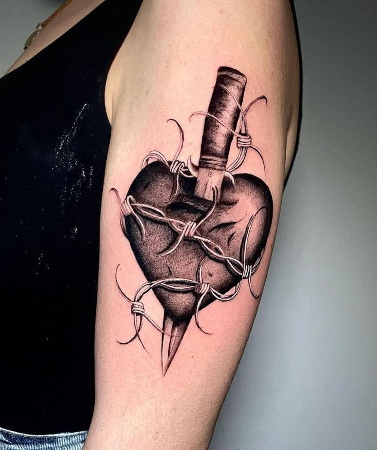 Broken Heart Tattoo Ideas to Tell Your Sad Love Story
