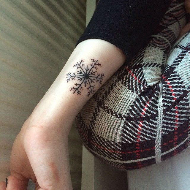 20 Simple and Beautiful Snowflake Tattoos