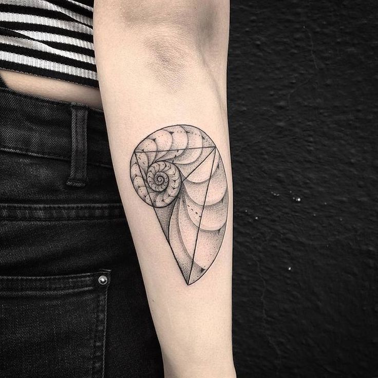 40 Amazing Fibonacci Tattoo Designs | TattooAdore