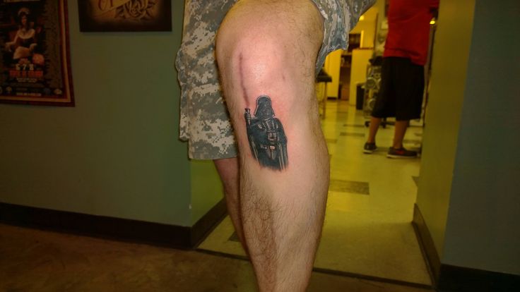 the front page of the internet | Sabre laser, Tatouage dark vador, Cicatrice