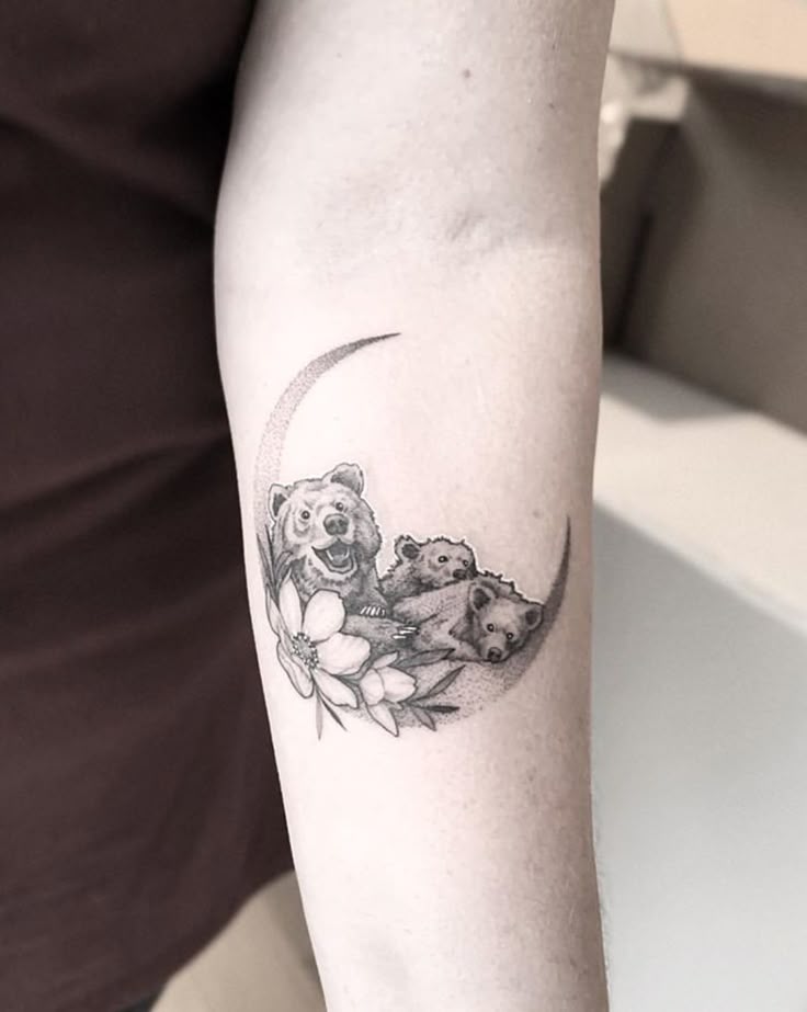 40+ Beautiful Moon Tattoo Design Ideas - The XO Factor