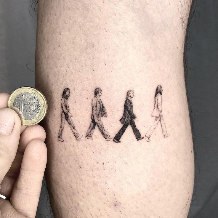 ike auf Instagram: „#thebeatles for @hereyoucansee #beatles #beatlestattoo  #thebeatlestattoo #abbeyroad #abbeyroadtattoo…“