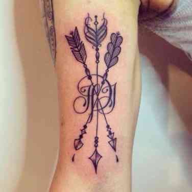 47 Powerful Arrow Tattoo Ideas For Men & Women