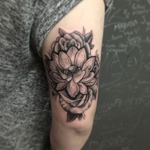 Dotwork Lotus Tricep Tattoo – Best Tattoo Ideas Gallery