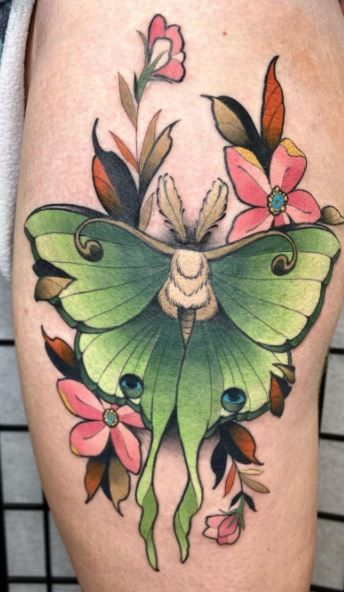 85 Transformative Moth Tattoos, Ideas, & Meaning - Tattoo Me Now