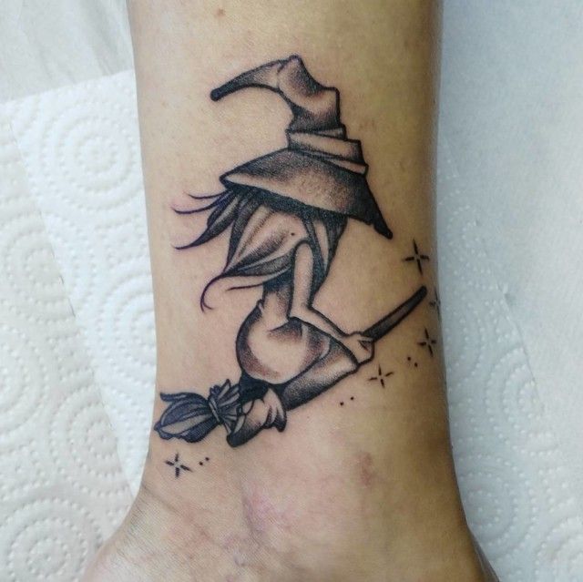 32 Marvelous Witch Tattoos for Halloween – Best Tattoo Ideas Gallery