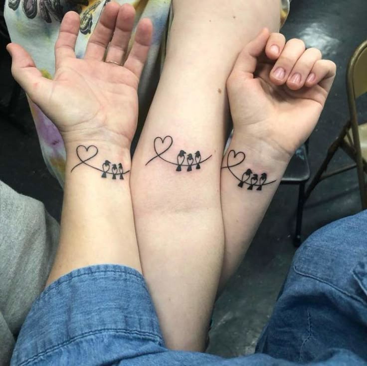60 Mother Daughter Tattoos For Mothers Day 2025 That Seals The Legacy Of Your Connection » Hike N Dip
