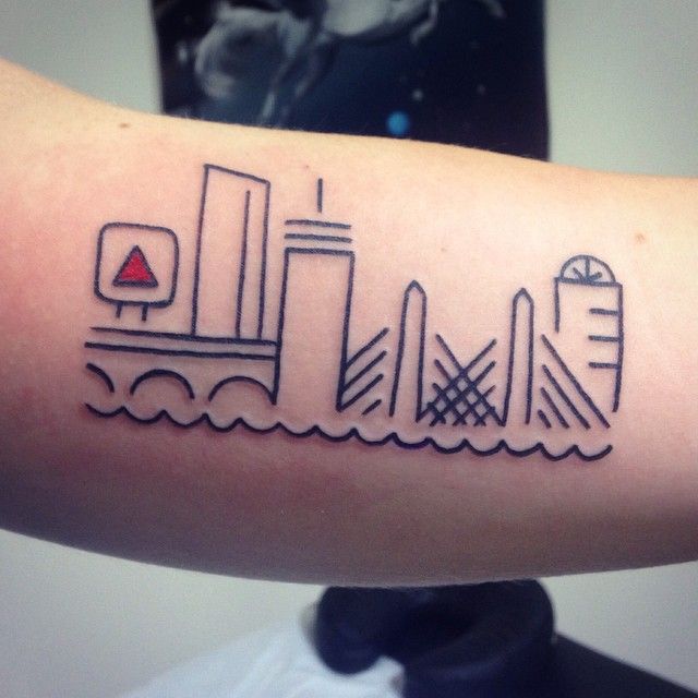 boston #linework #boldlines #dirtywater #citgo #charlesriver  #keithmillertattoo #igers #instatat #iphoneonly #statigram  @brilliancetattoo #tattoo #bostontattoo www.empiretattooinc.com