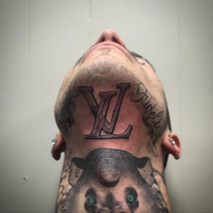 Gabrieldesing on Instagram: “#Lodiinktattoostudio #gabrieldesing #letteringtattoo #LV #louisvuitton #lodivegas”