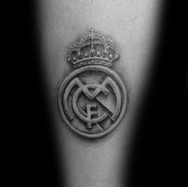 60 Real Madrid Tattoo Designs für Männer – Fußball-Tinten-Ideen - Mann Stil  | Tattoo