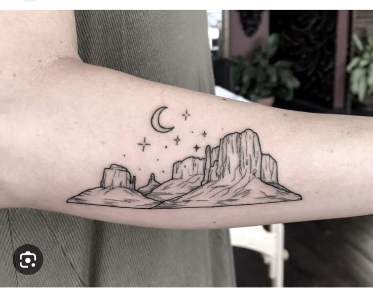 Pin by Becky Bravo on Tattoos ♡ | Desert tattoo, Tattoos, Small tattoos
