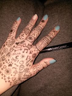 13 Hand doodles ideas | hand doodles, sharpie tattoos, hand tattoos