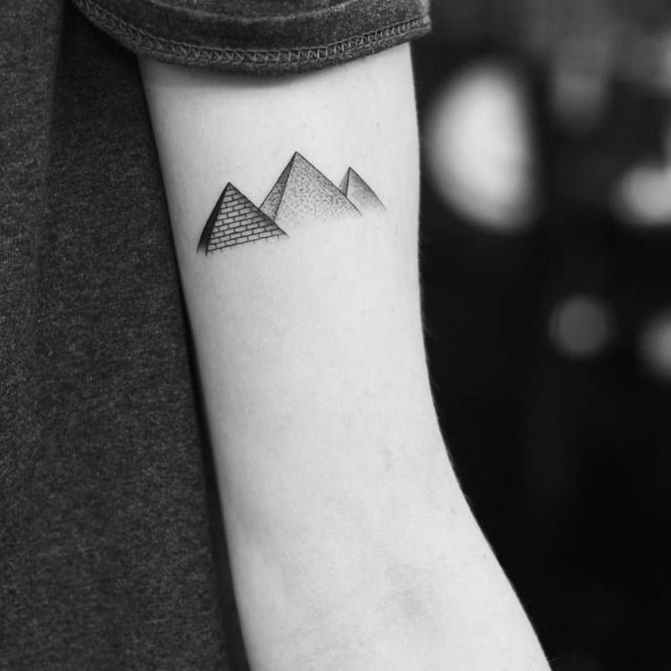 44 Timeless and Meaningful Egyptian Tattoo Designs | TattooAdore