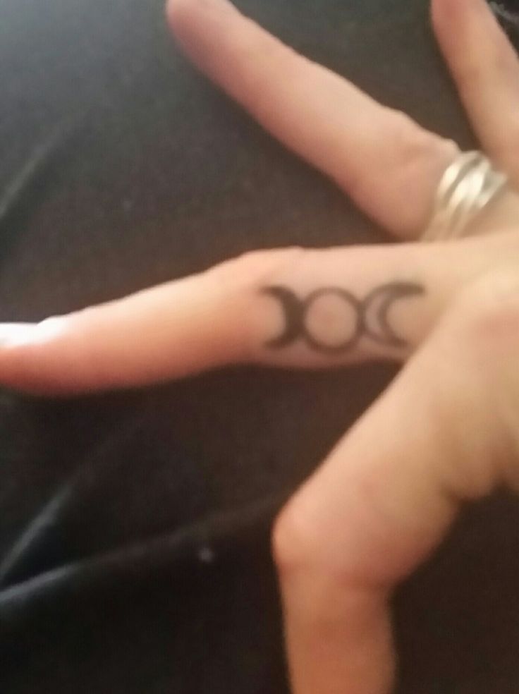 triple moon goddess