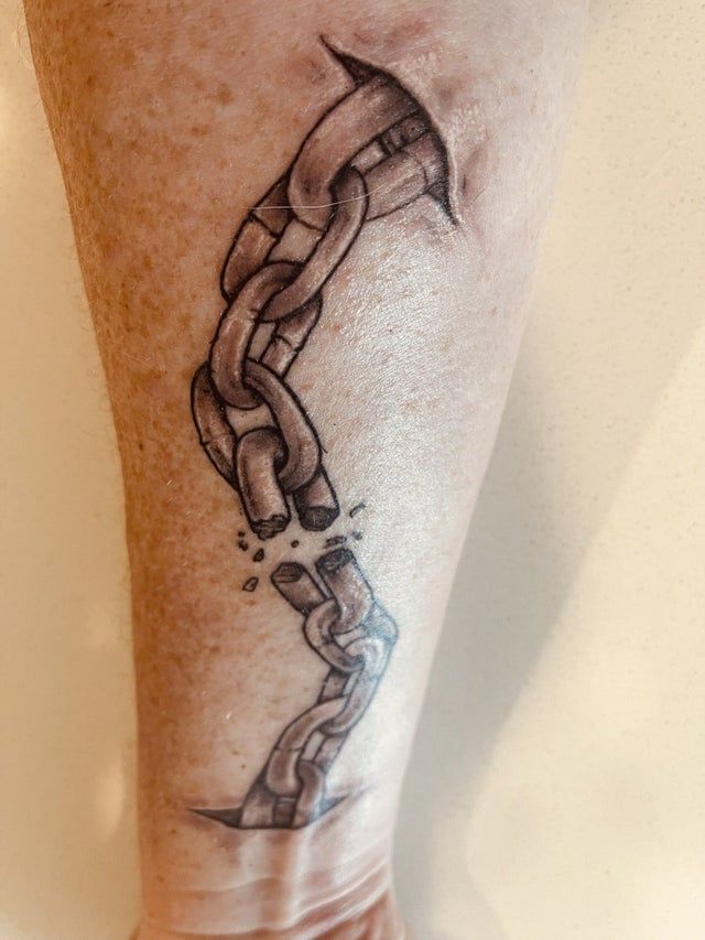 Broken Chain - Patrick Meade, Alliance Tattoo, New Braunfels, Texas