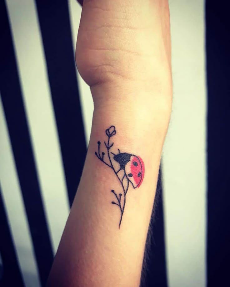 31 Brilliant Ladybug Tattoo Ideas