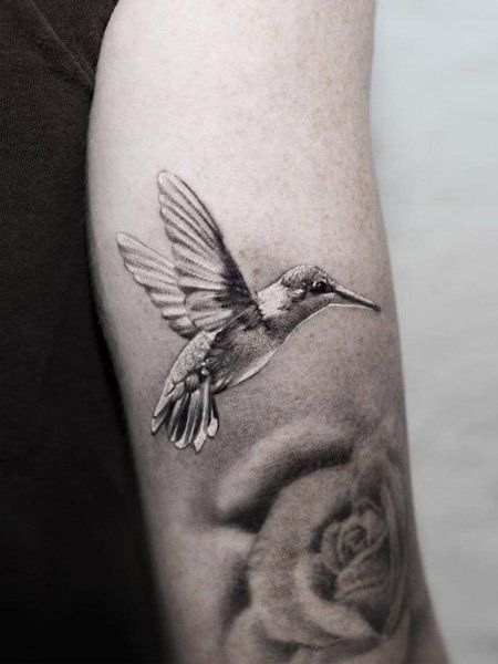 25 Best Hummingbird Tattoo Designs & Meaning