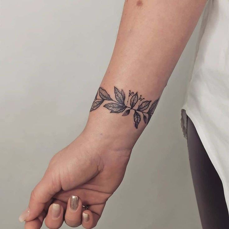 Top 30 Amazing Bracelet Tattoo Ideas (2021 Updated)
