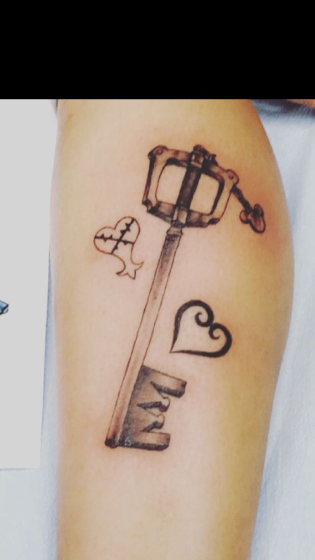 Kingdom Keyblade, Heartless, Kingdom Hearts, Symbol, Tattoo, Leg, Done by  JayMoneyTattoos @ Simms Ink Hayward