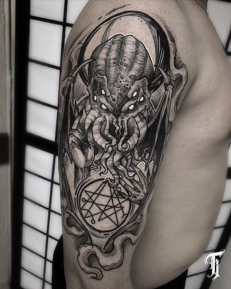 101 Amazing Cthulhu Tattoo Designs You Need To See!