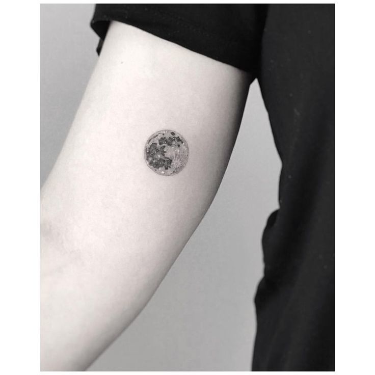 Full Moon Tattoo Designs – Tattoo Ideas