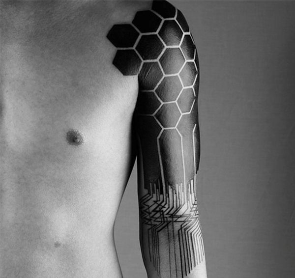 40 Oh-So Cool Blackout Tattoo Designs - Rise of a new Trend | Geometric  tattoo, Hexagon tattoo, Blackout tattoo