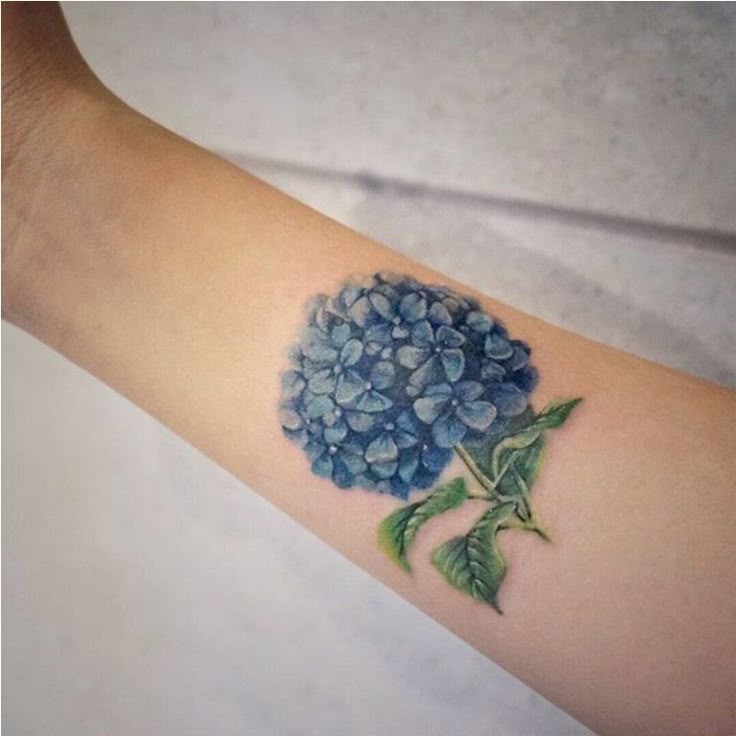 20 Hydrangea Tattoos
