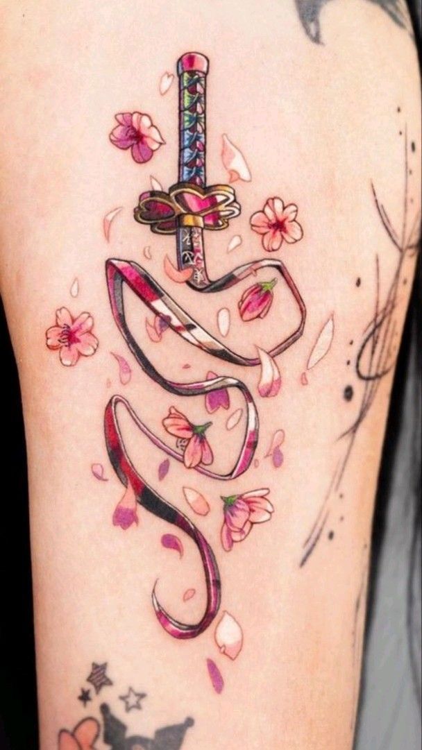 Pin de cami en tattoo | Tatuaje de slayer, Ideas de tatuaje pequeño,  Tatuaje kawaii