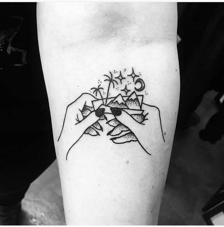 Pin by Samm Carrasco on TATz | Hand tattoos for guys, Tattoos for guys,  Hand tattoos