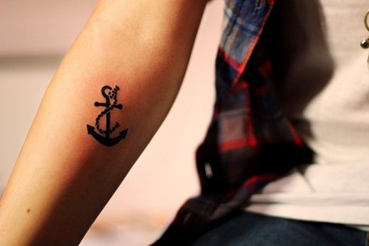 20 Cute Small Meaningful Tattoos for Women - Pretty Designs