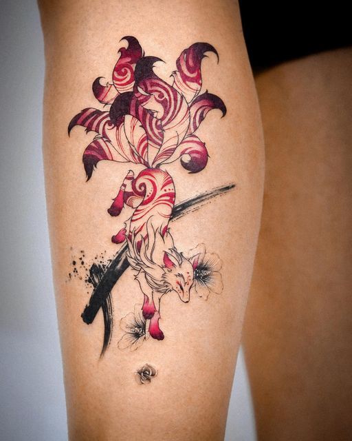 𝗘.𝗻𝗮𝗹 on Instagram: "Red patterned nine-tailed fox 🦊♥️ Thank you :)  @e.nal.tattoo @vismstudio"