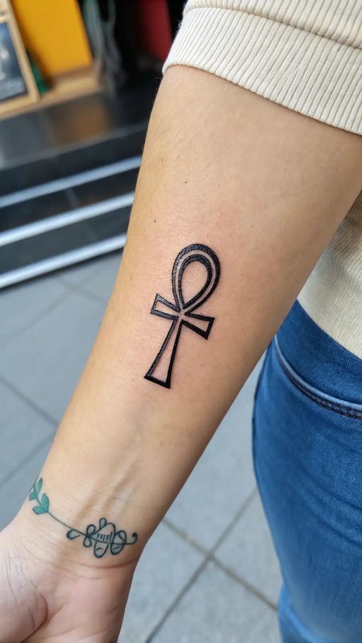 11 Ancient Historic Ankh Tattoo Ideas and Inspiration - Lovely Beauty