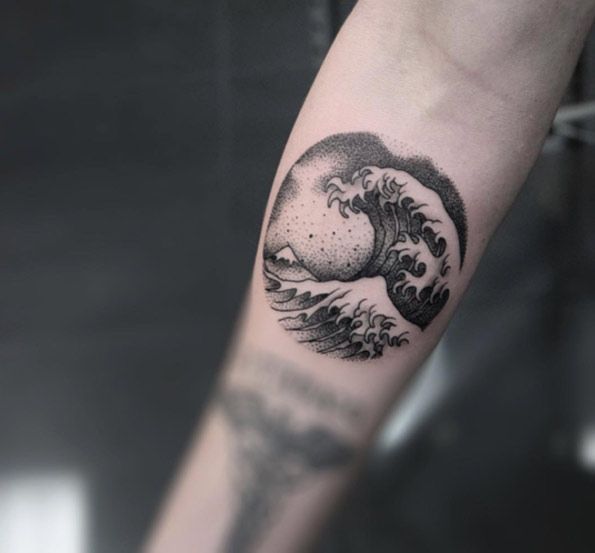 48 Charming & Unique Circular Tattoo Designs - TattooBlend | Circular tattoo,  Circular tattoo designs, Arm band