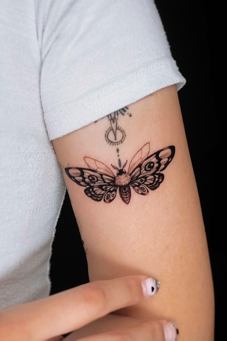 36 Best Moth Tattoo Ideas With Meaning