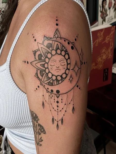 20 Gorgeous Sun And Moon Tattoo Ideas In 2025 - Tattoo Pro