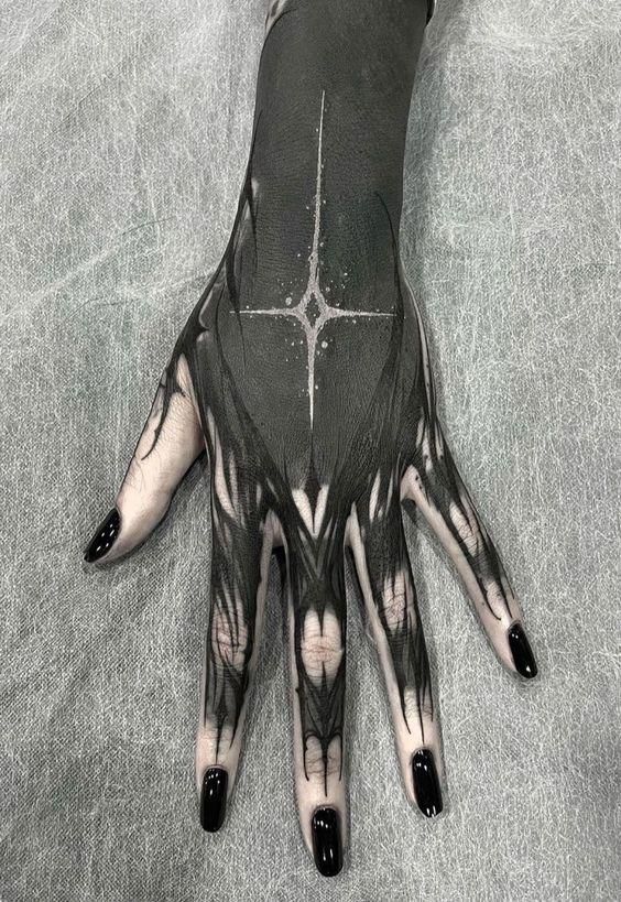 31 Unique Black Sleeve Tattoo Ideas + Blackout Arms Design