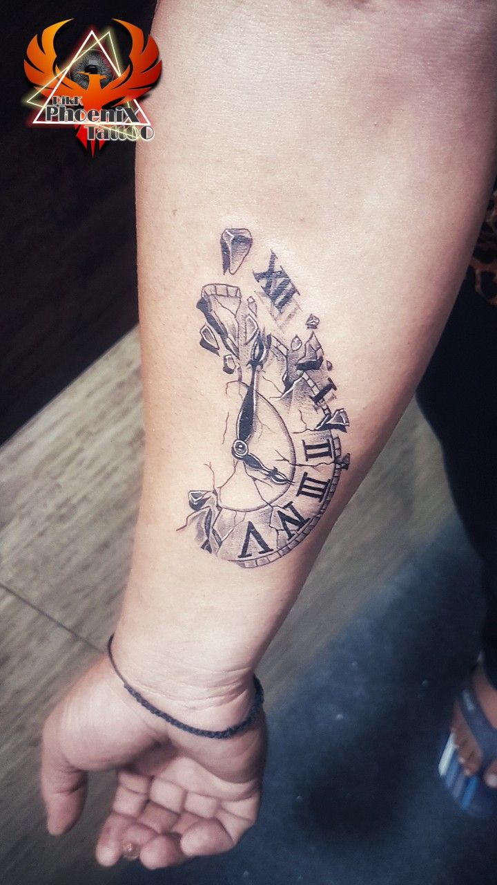 custommade #birthtime #clocktattoo #3dtattoo #brokenclock #tattoo  #tattoodesign #tattooideas #forea