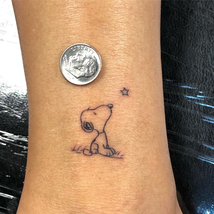 Andrew Vincent Noriega on Instagram: “Snoopy!!!! @eighthelementtattoo . . .  . . . #thepriesttattoos #eighthelementtatt… | Tattoos, Snoopy tattoo,  Tattoos for women