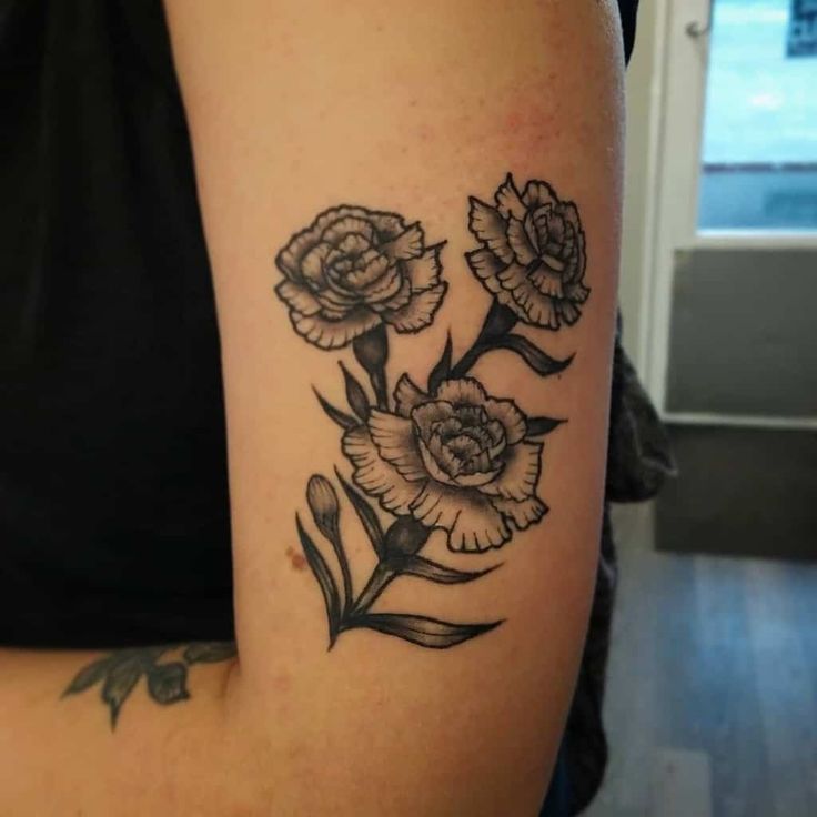 30 Awesome Carnation Tattoo Ideas