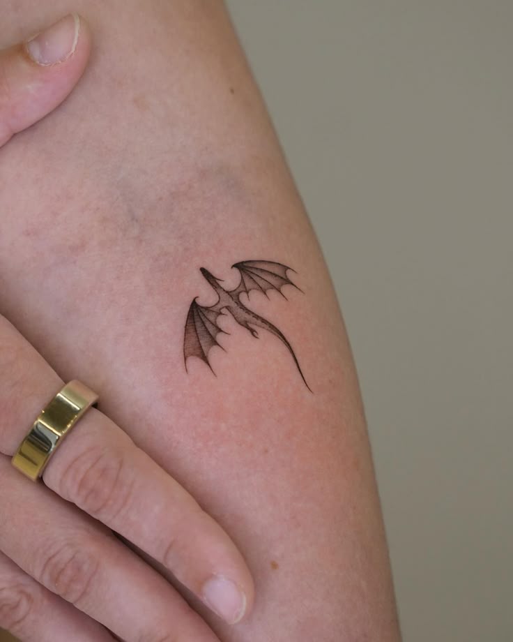 Dragon Tattoo | Small Fantasy Book Lover Tattoo | Simple Fine Line Dragon  Ideas | Tiny Dragon Design
