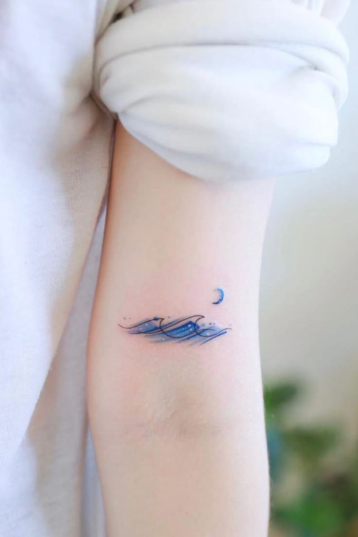 32 Magnificent Wave Tattoo Designs